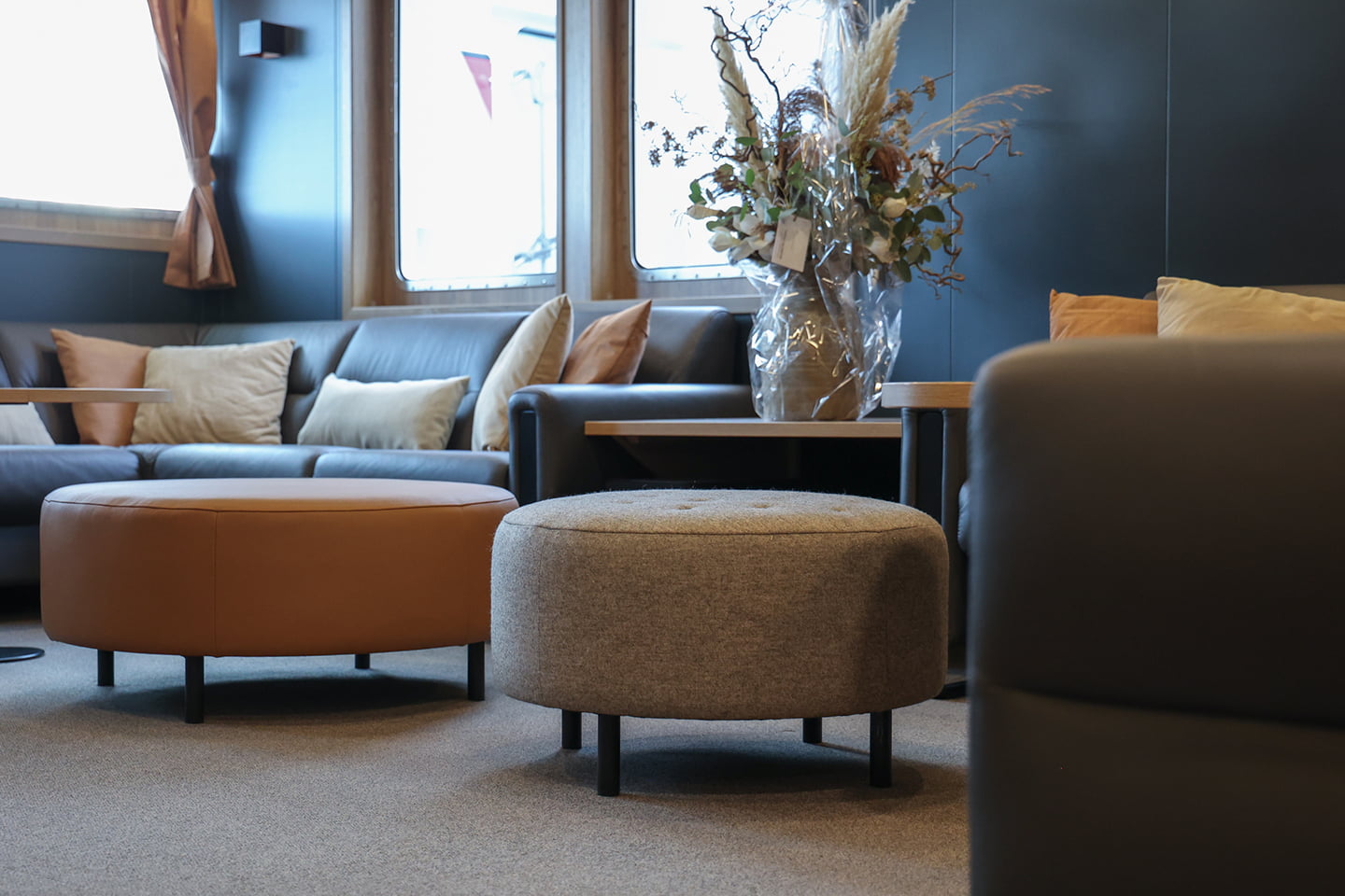 Ekornes Rondo pouefs on board Ginneton